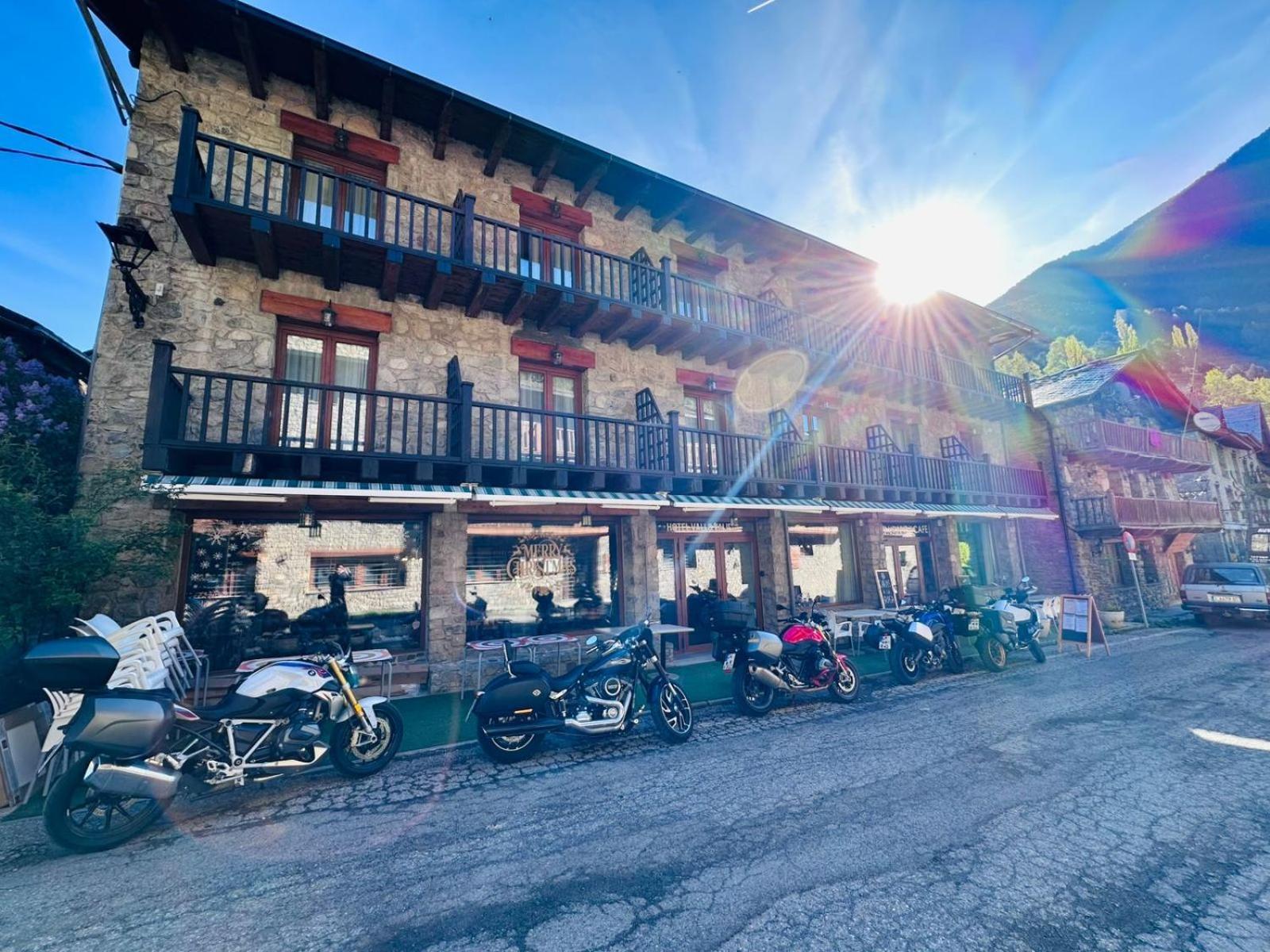 Hotel Valls Valira Os de Civís Exterior foto