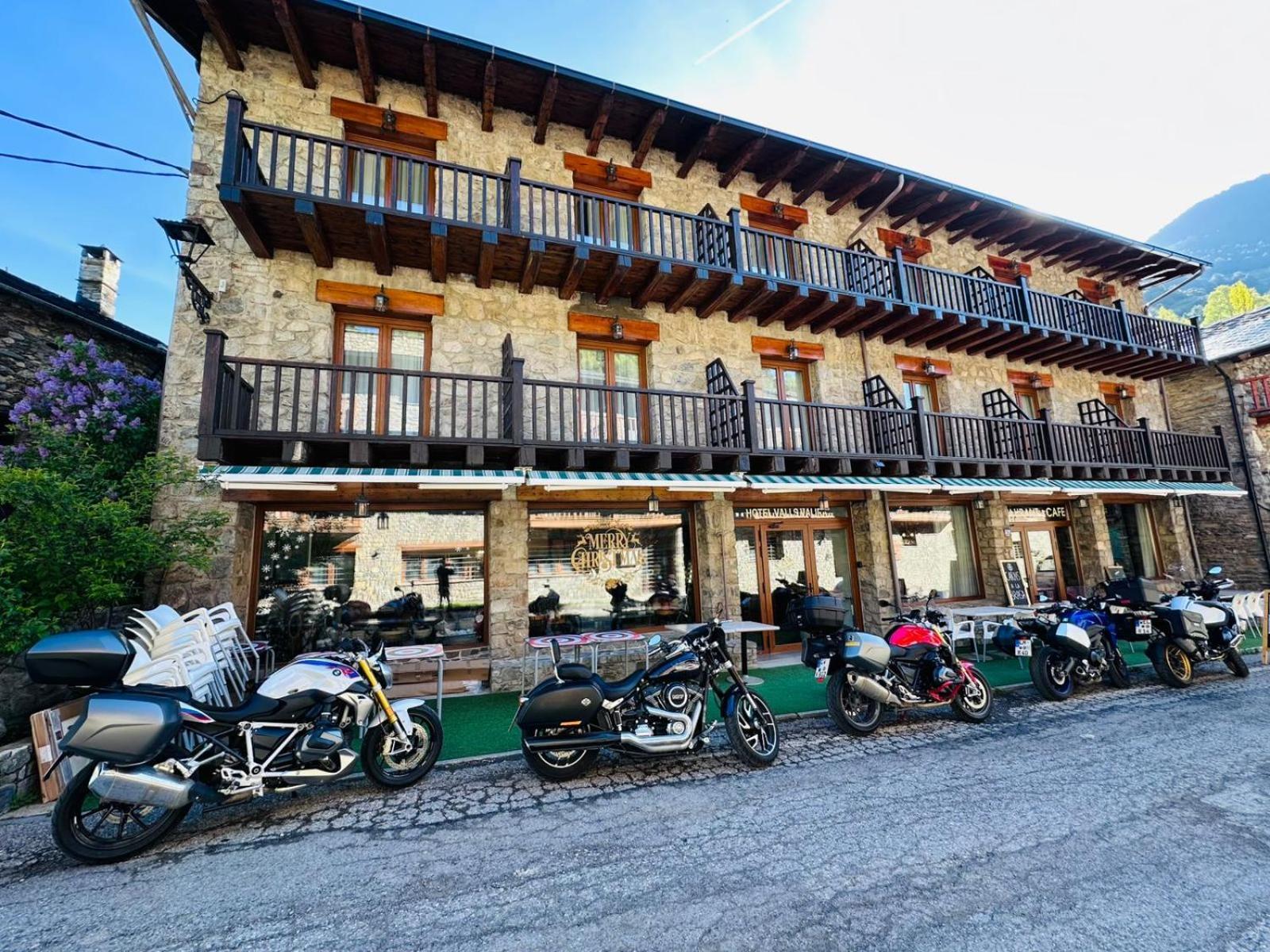 Hotel Valls Valira Os de Civís Exterior foto